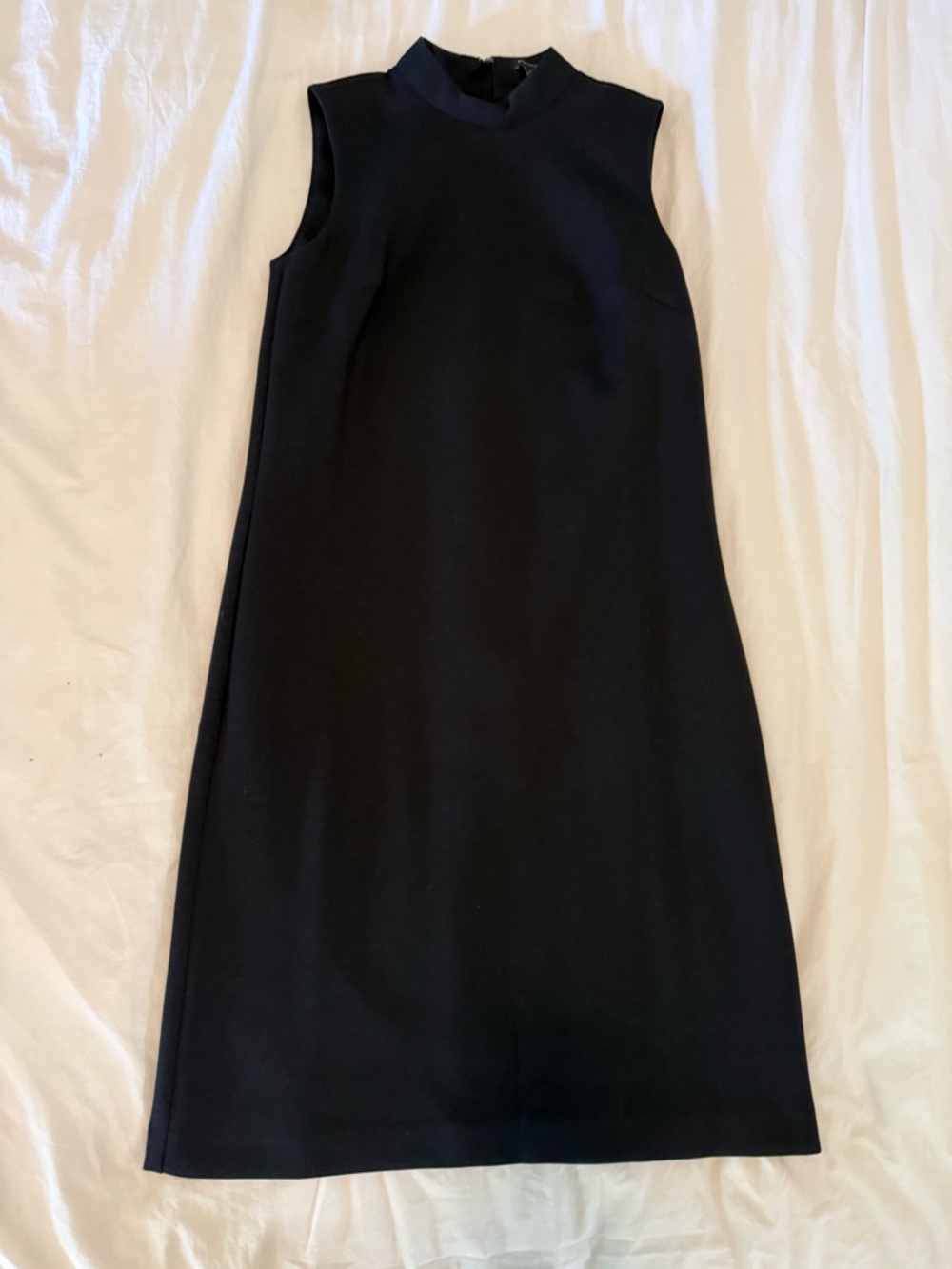 Sleeveless Black Shift Dress - Classic Minimalist